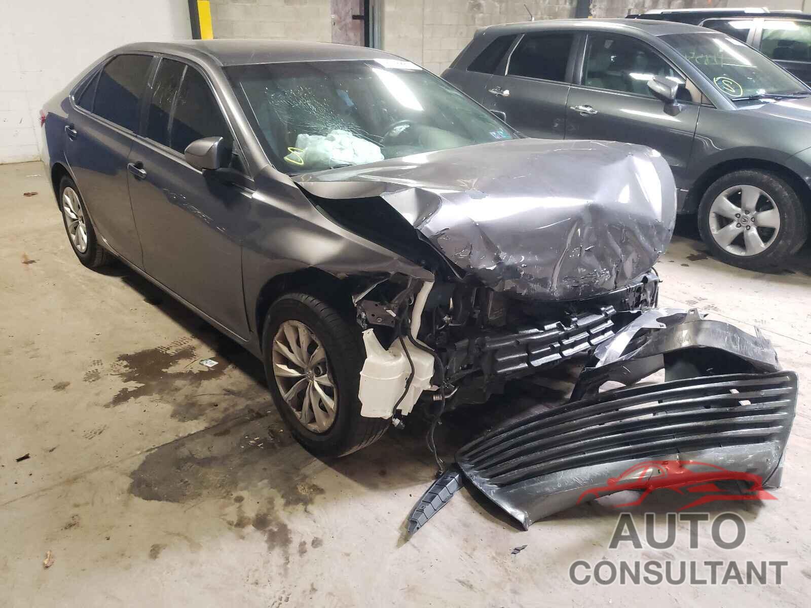 TOYOTA CAMRY 2016 - 4T4BF1FK8GR523244