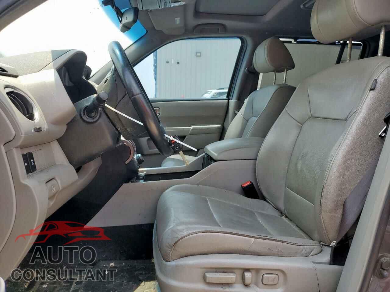 HONDA PILOT 2012 - 5FNYF3H90CB007686