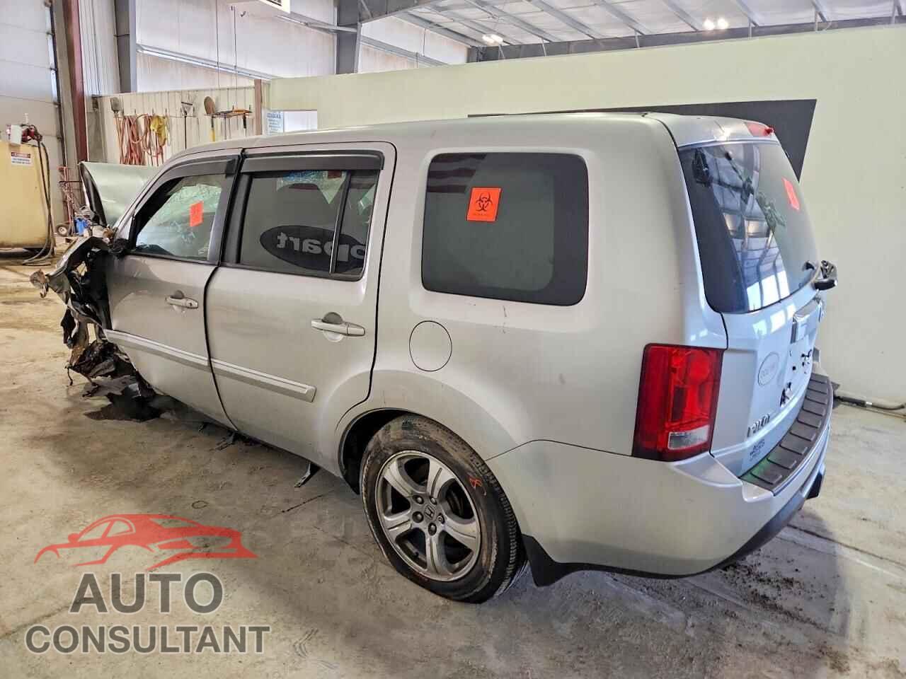 HONDA PILOT 2013 - 5FNYF4H57DB063175