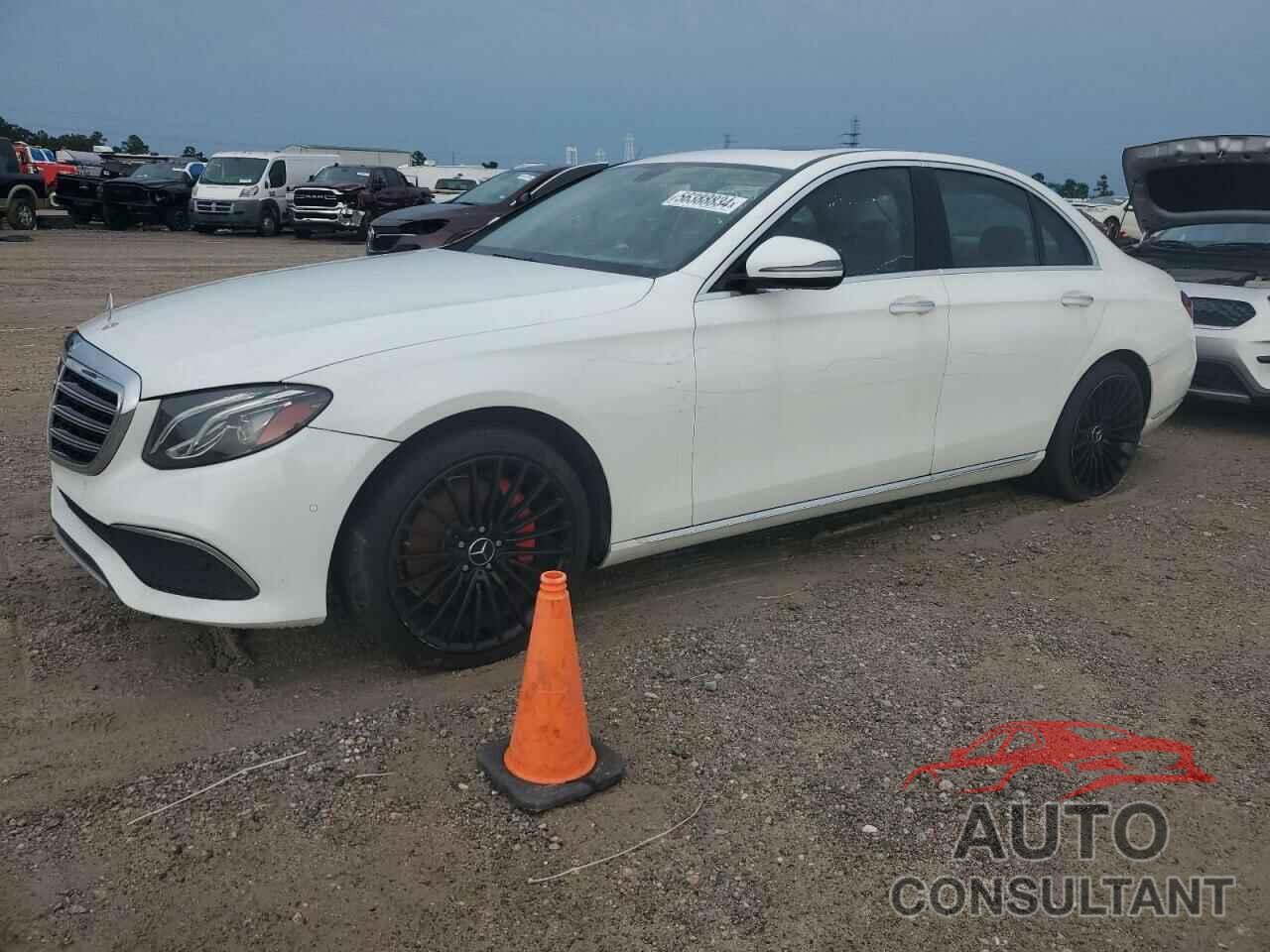 MERCEDES-BENZ E-CLASS 2017 - WDDZF4KB3HA080434