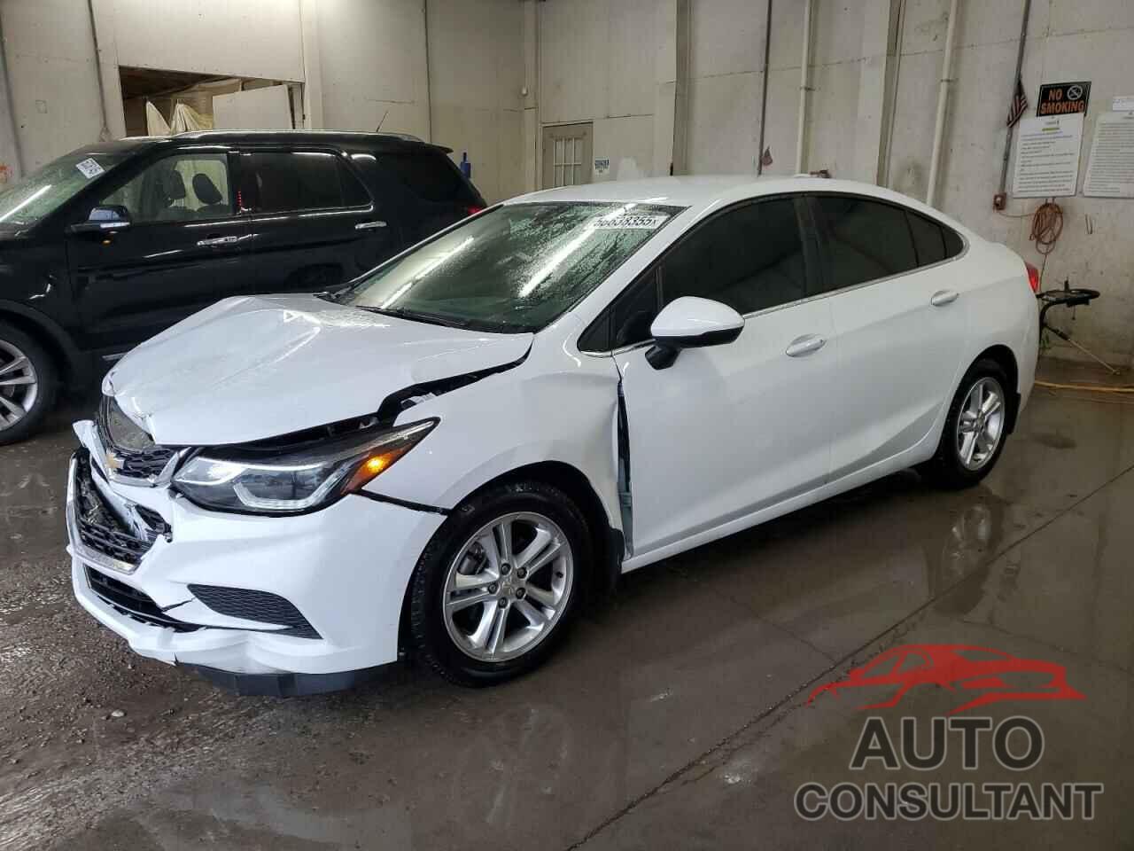 CHEVROLET CRUZE 2017 - 1G1BE5SM1H7241083