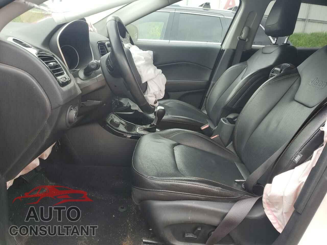 JEEP COMPASS 2019 - 3C4NJDCB1KT826322