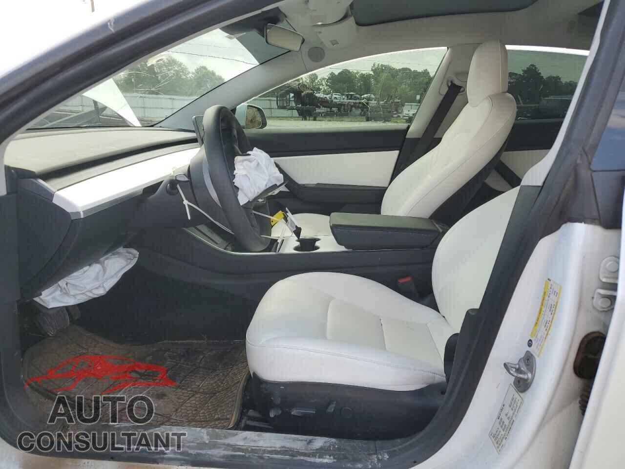 TESLA MODEL 3 2020 - 5YJ3E1EA5LF599358