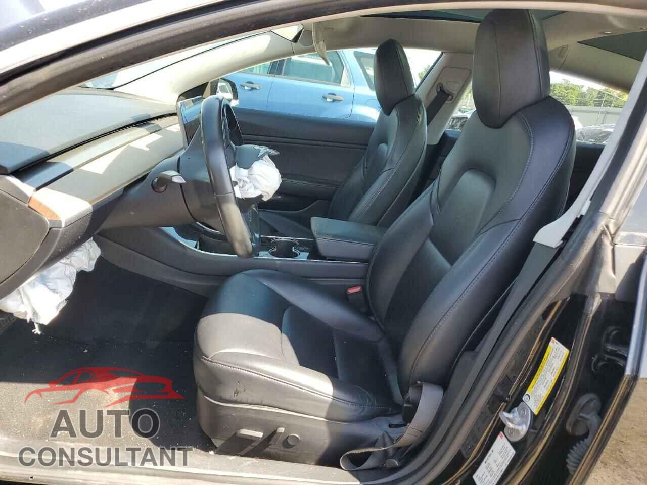 TESLA MODEL 3 2018 - 5YJ3E1EA1JF156511