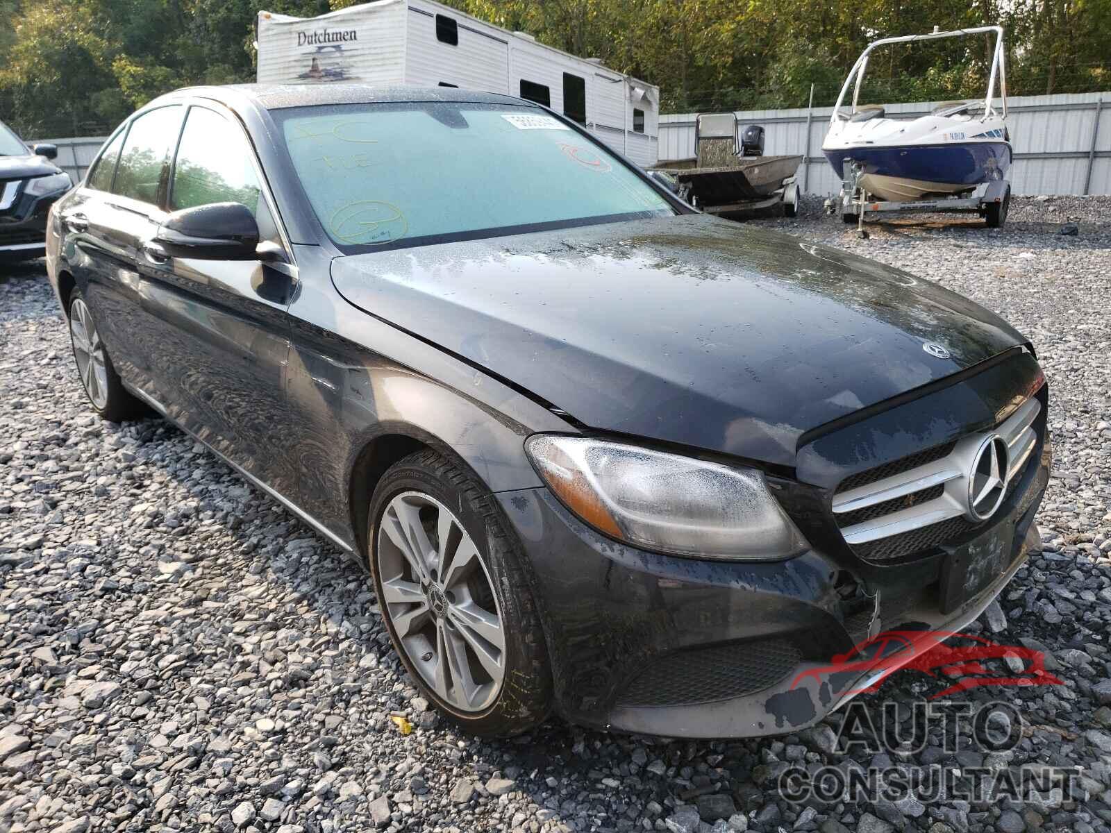 MERCEDES-BENZ C-CLASS 2018 - 55SWF4KB8JU280685