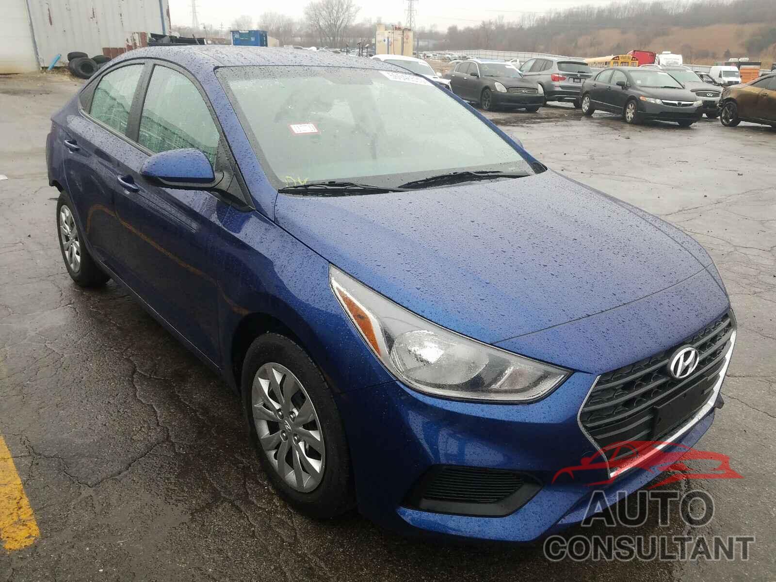 HYUNDAI ACCENT 2018 - 3KPC24A33JE032926