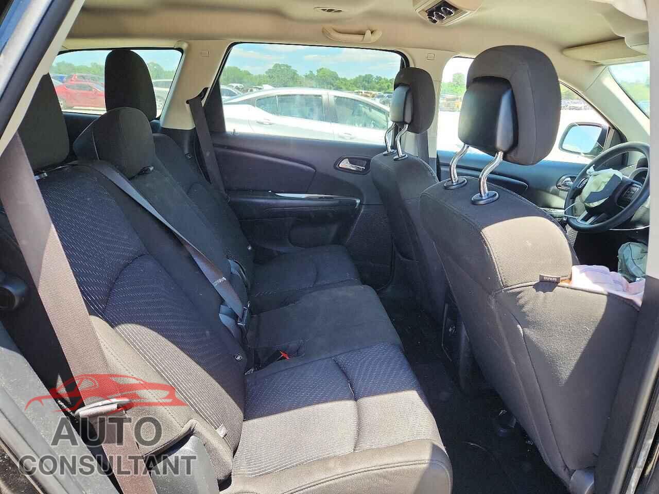 DODGE JOURNEY 2019 - 3C4PDCBB2KT758317