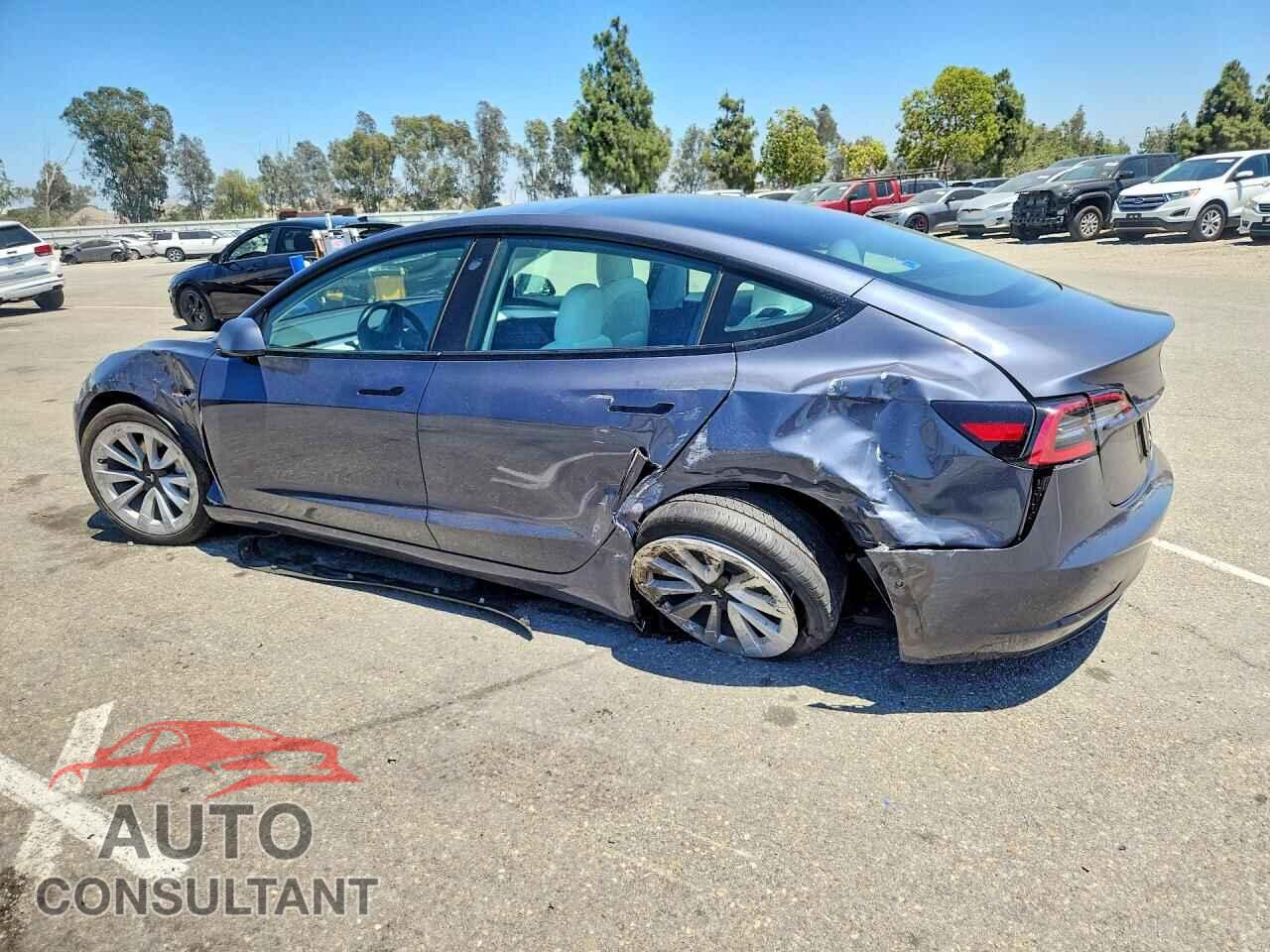 TESLA MODEL 3 2022 - 5YJ3E1EA9NF322859