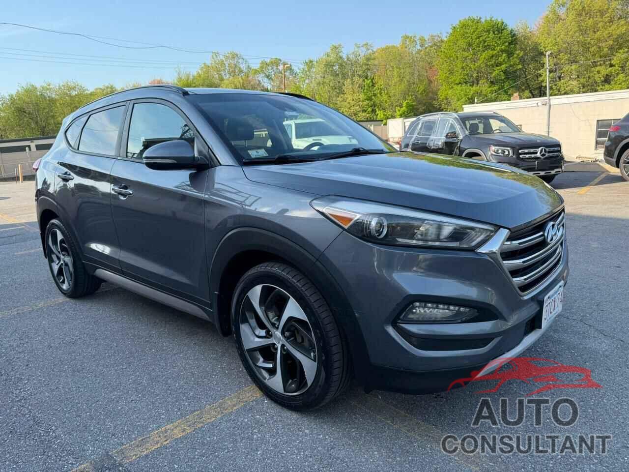 HYUNDAI TUCSON 2017 - KM8J3CA21HU294814