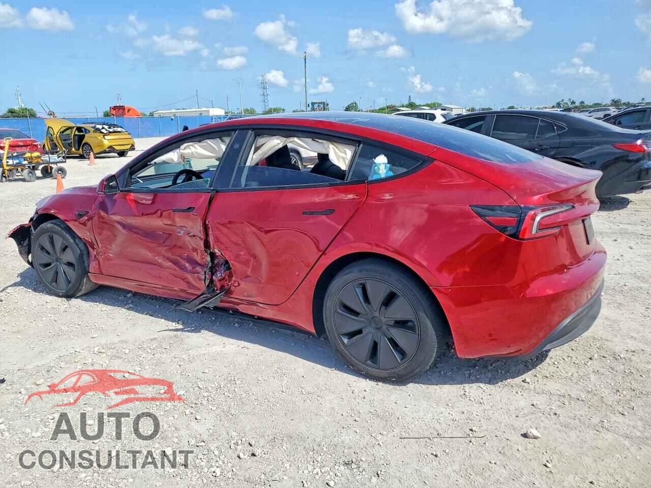 TESLA MODEL 3 2024 - 5YJ3E1EA6RF835427