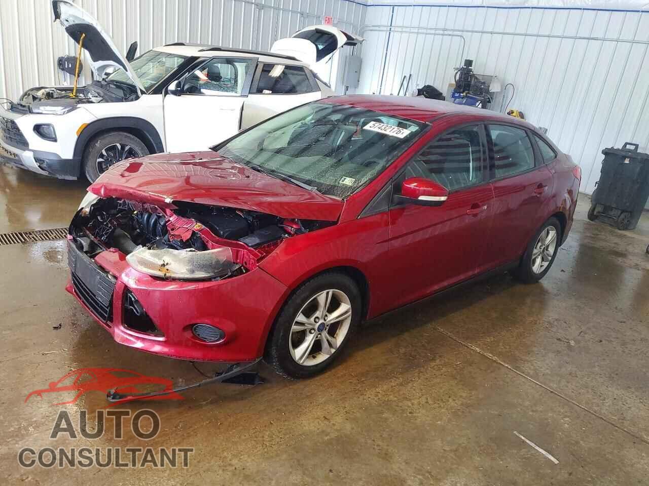 FORD FOCUS 2014 - 1FADP3F22EL377951