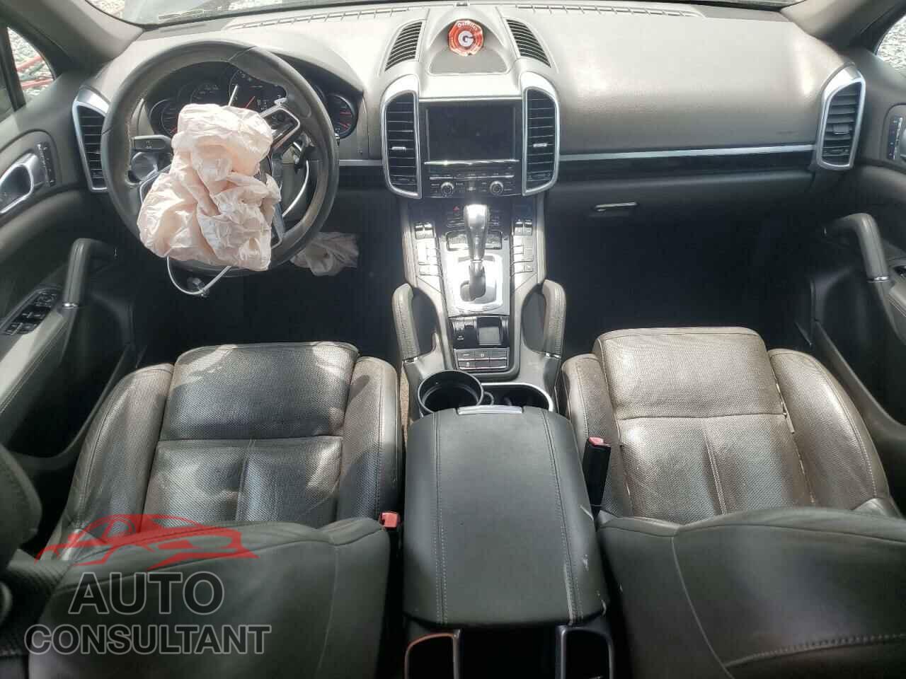 PORSCHE CAYENNE 2016 - WP1AA2A2XGKA13249