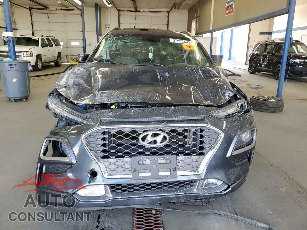 HYUNDAI KONA 2018 - KM8K3CA54JU088732