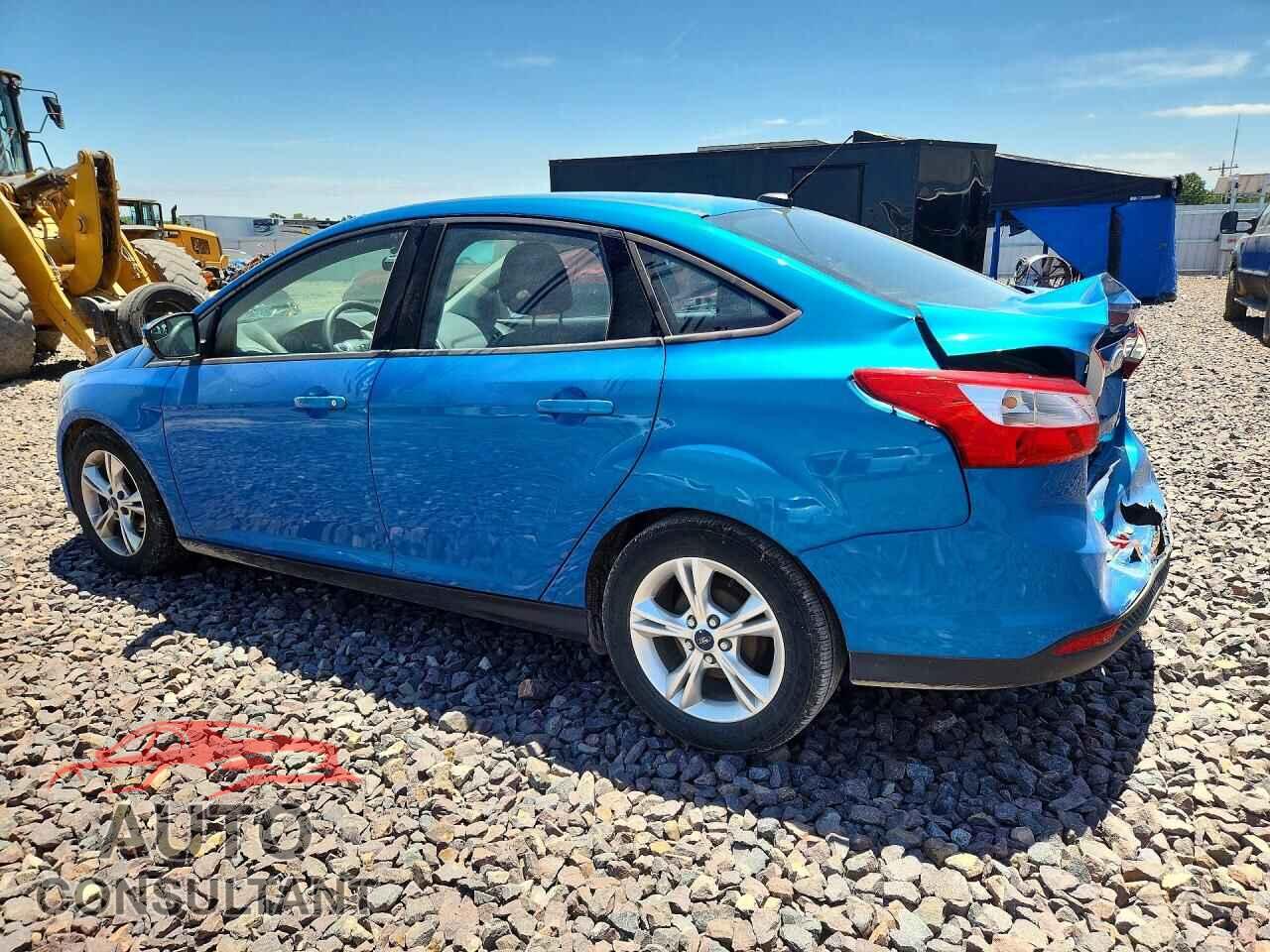 FORD FOCUS 2014 - 1FADP3F22EL305339