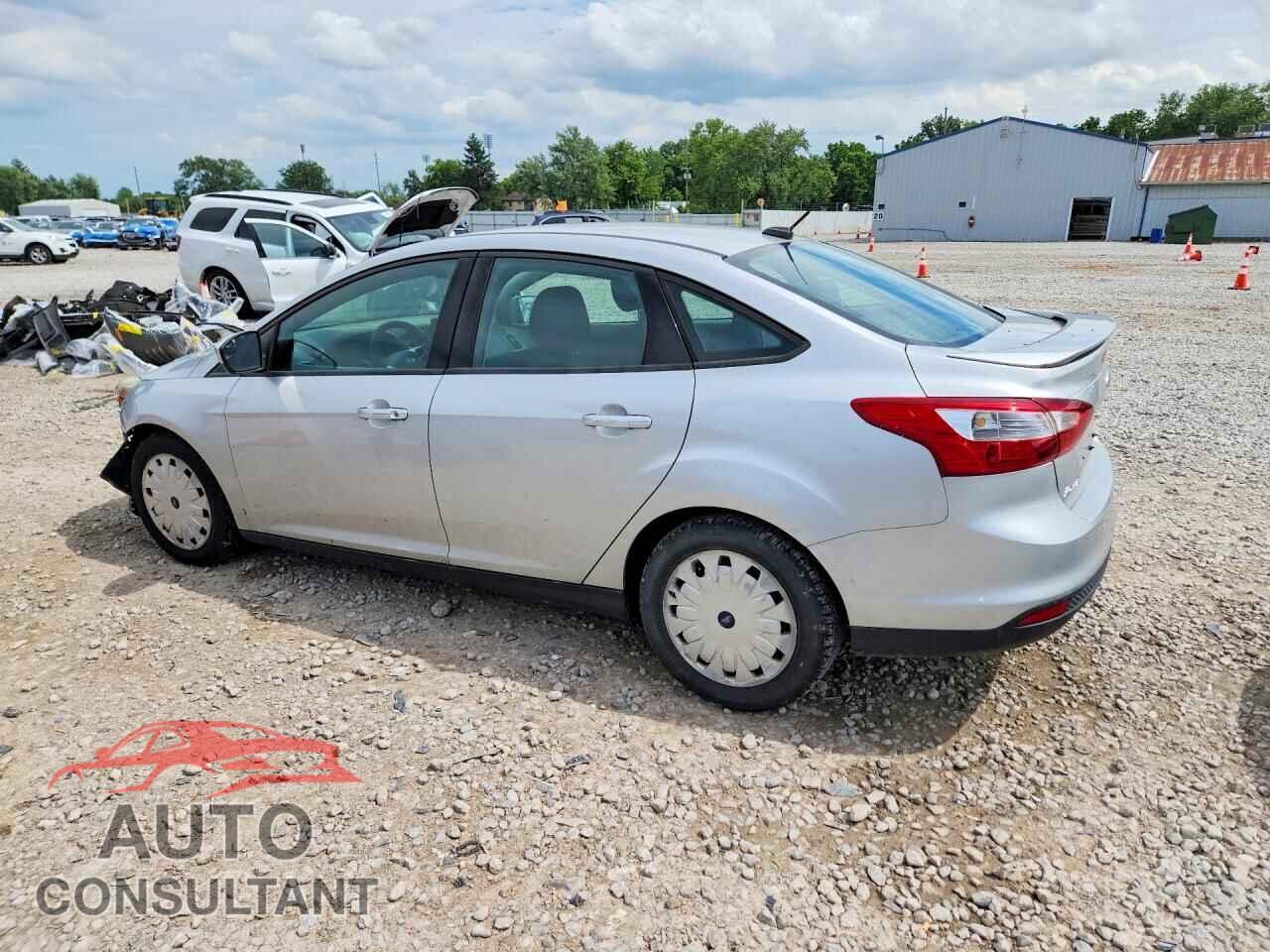 FORD FOCUS 2012 - 1FAHP3F27CL475081