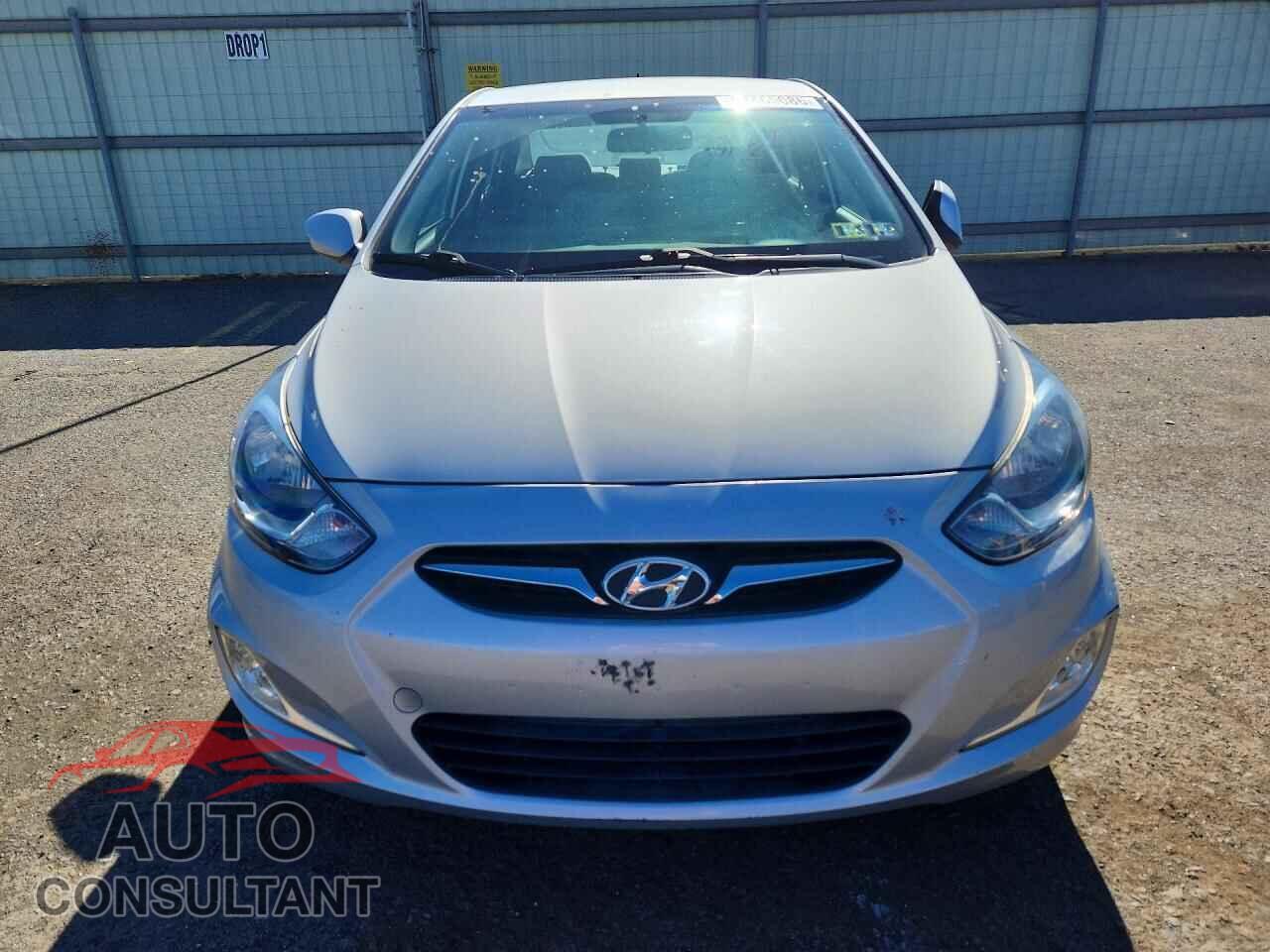 HYUNDAI ACCENT 2012 - KMHCU4AEXCU071704