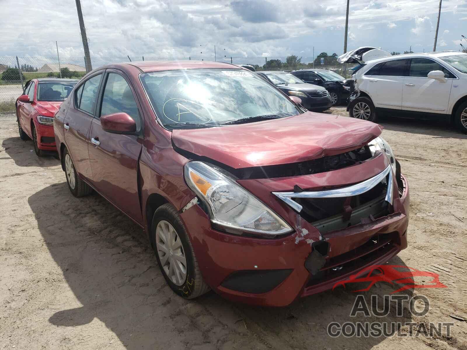 NISSAN VERSA 2017 - 3N1CN7AP8HL820220