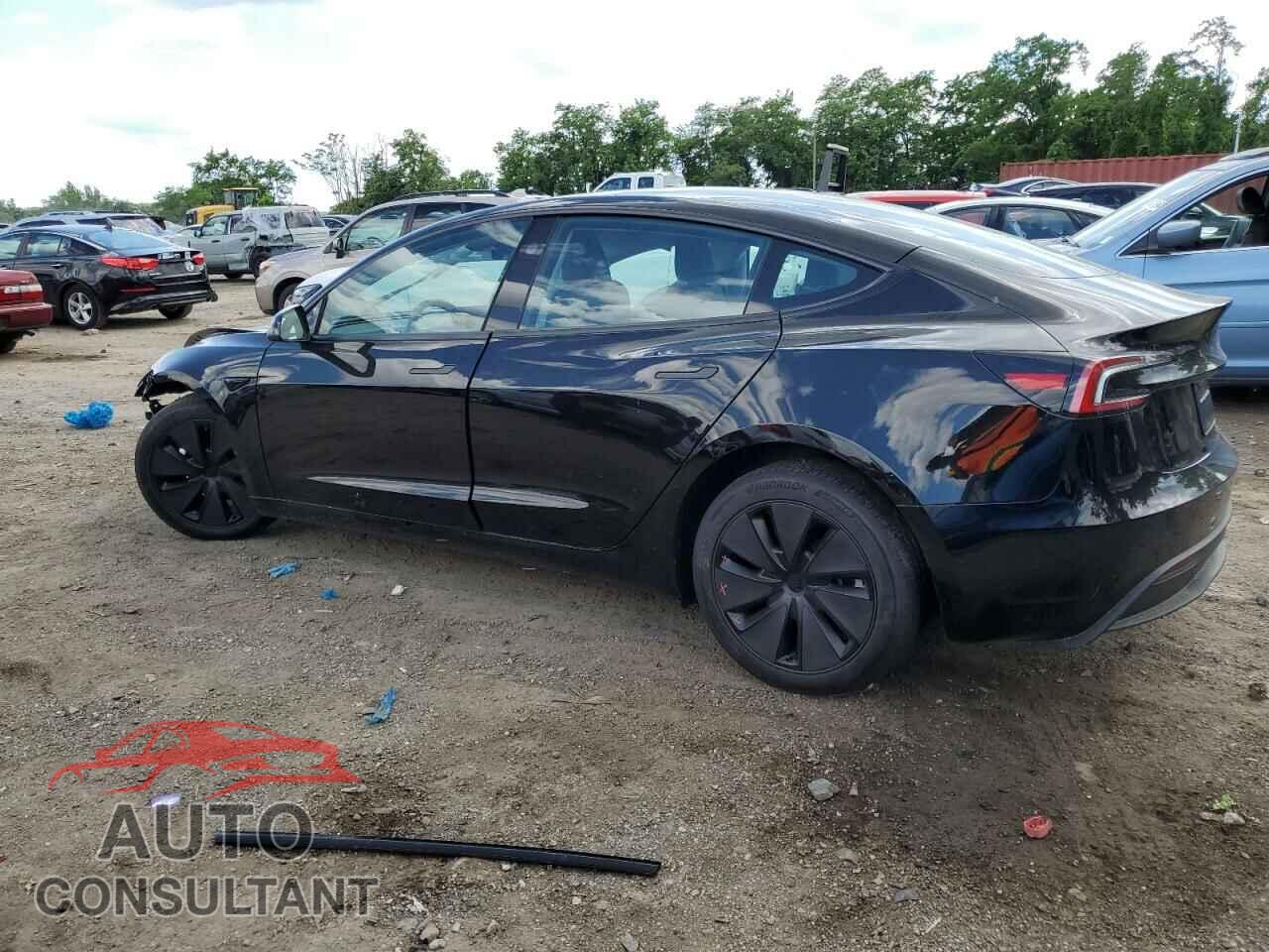 TESLA MODEL 3 2024 - 5YJ3E1EA0RF728468