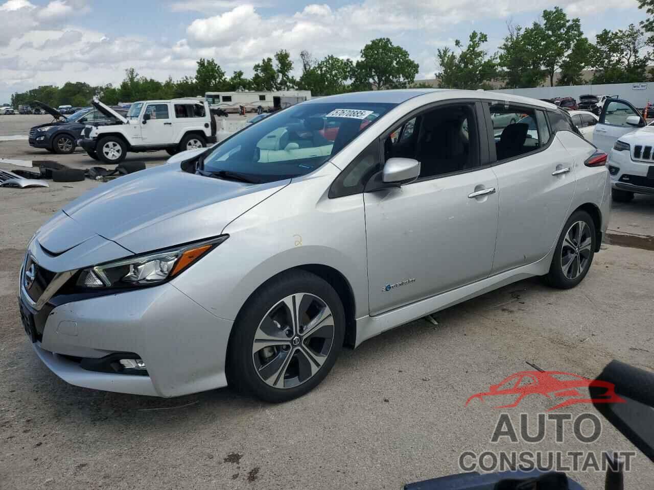 NISSAN LEAF 2019 - 1N4AZ1CP1KC303840