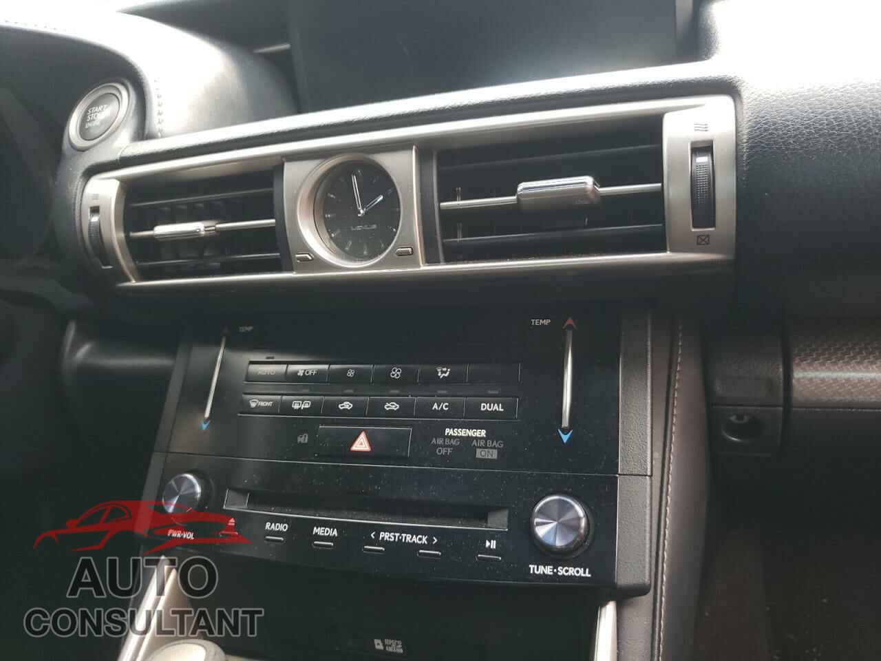 LEXUS IS 2014 - JTHCF1D2XE5011609