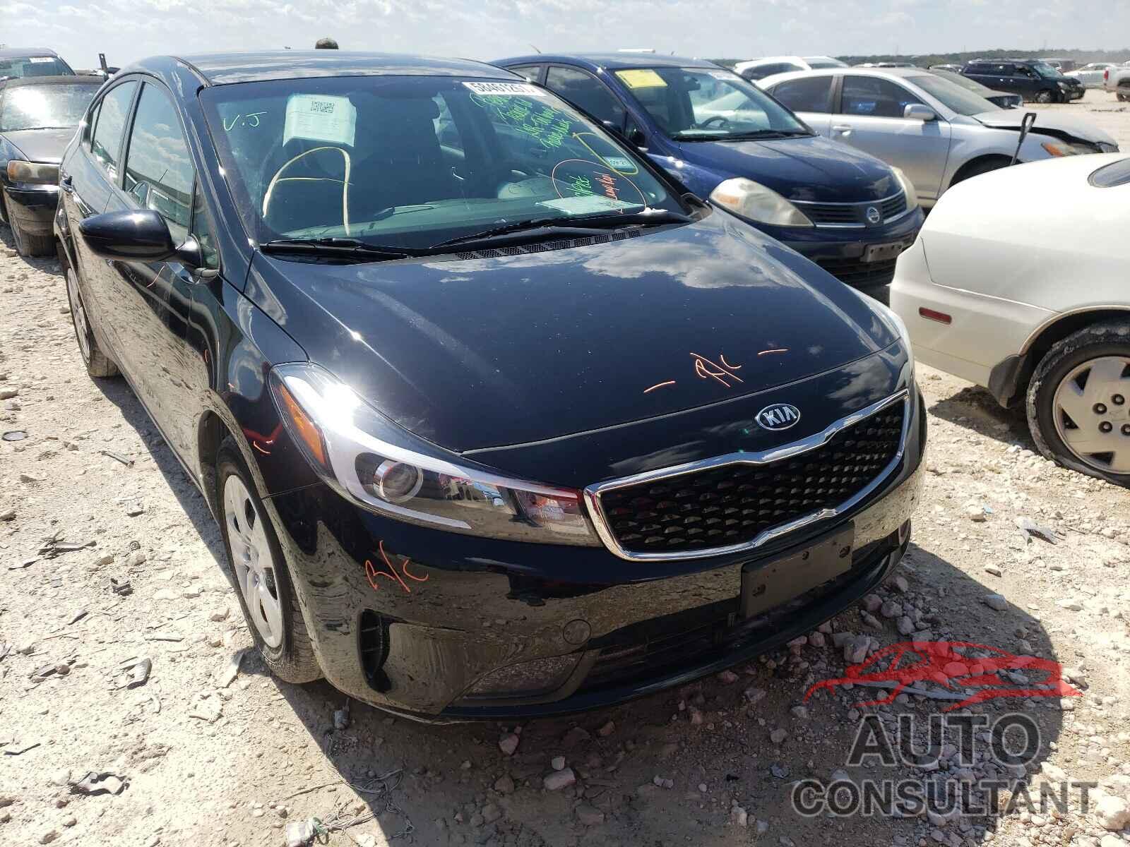 KIA FORTE 2018 - 3KPFK4A76JE235177