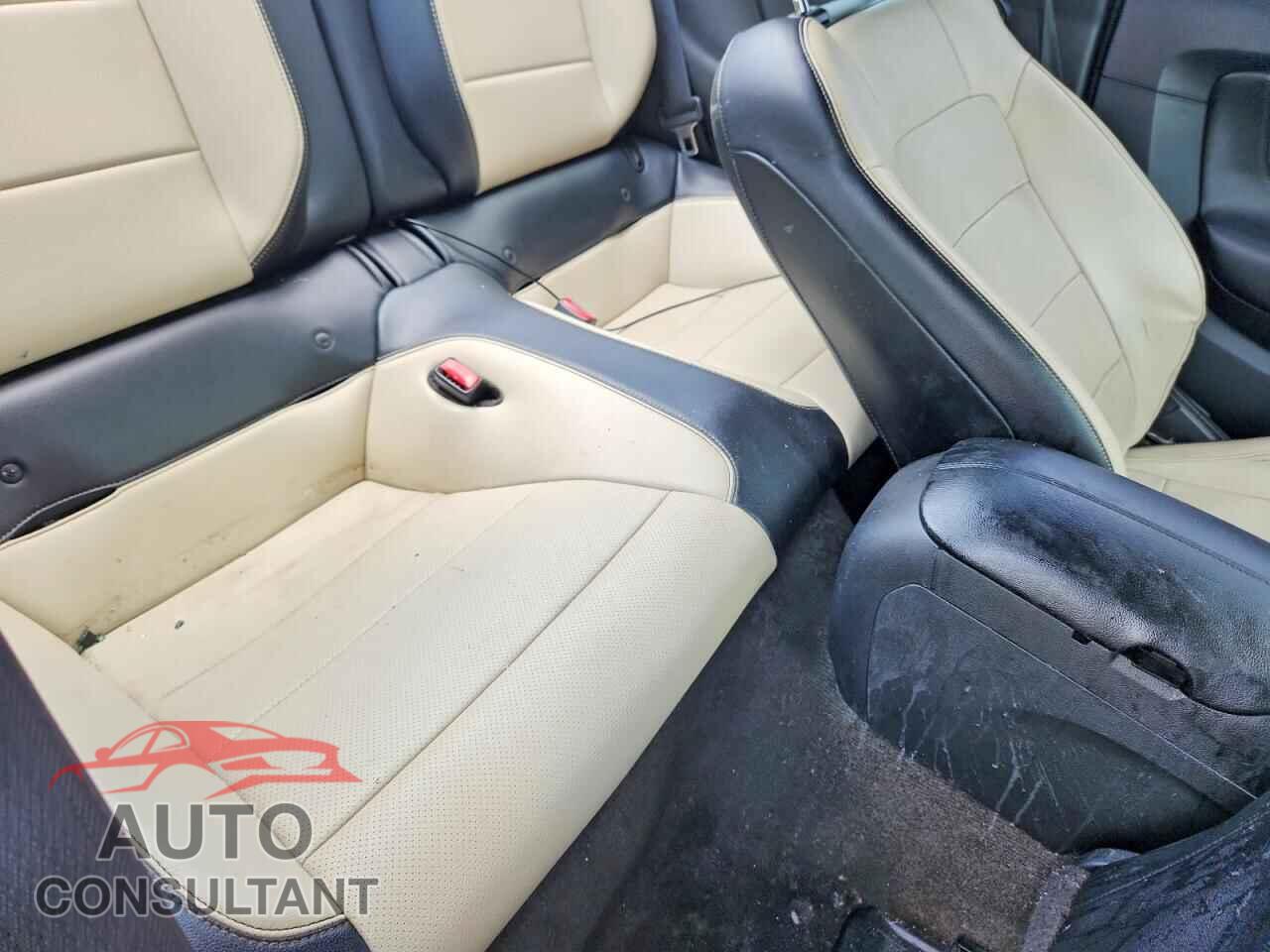 FORD MUSTANG 2015 - 1FA6P8TH4F5403499