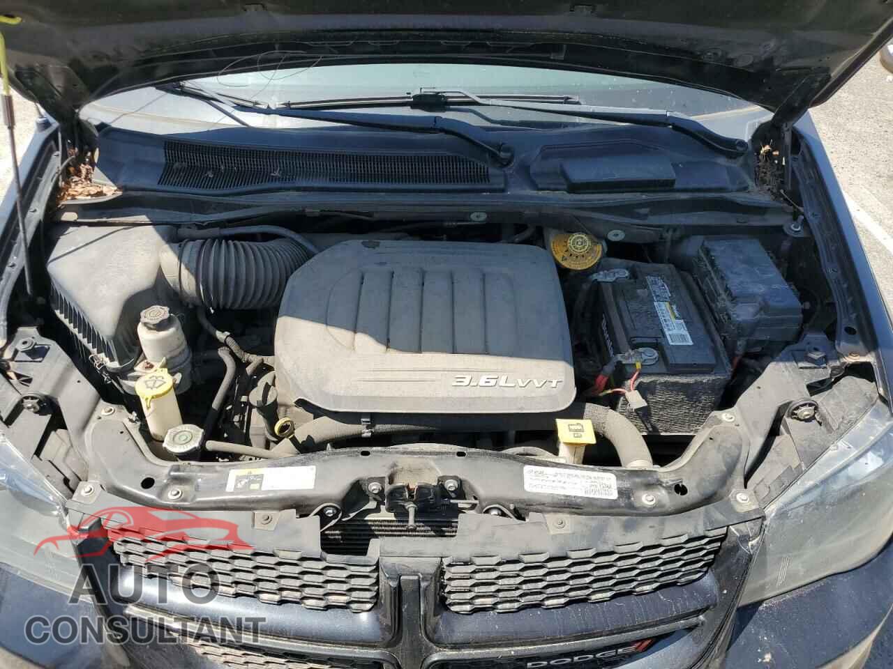 DODGE CARAVAN 2015 - 2C4RDGCGXFR687015