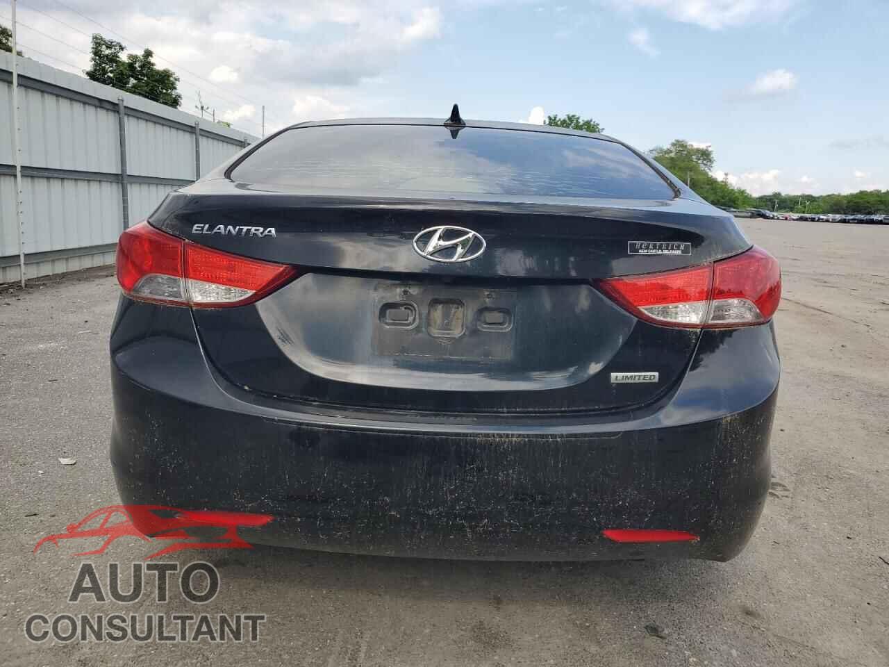 HYUNDAI ELANTRA 2012 - KMHDH4AE7CU368972