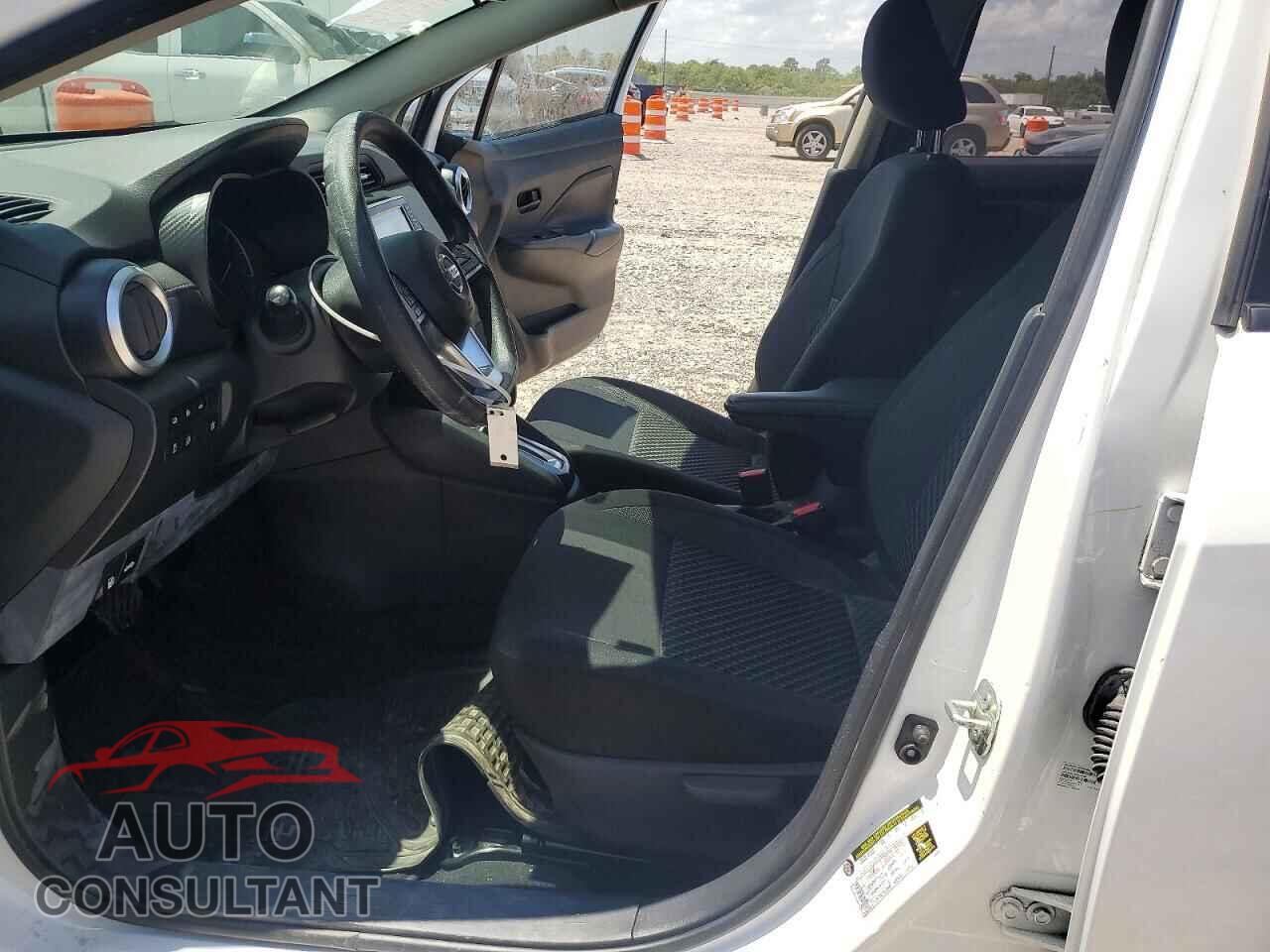 NISSAN VERSA 2020 - 3N1CN8DV3LL903126