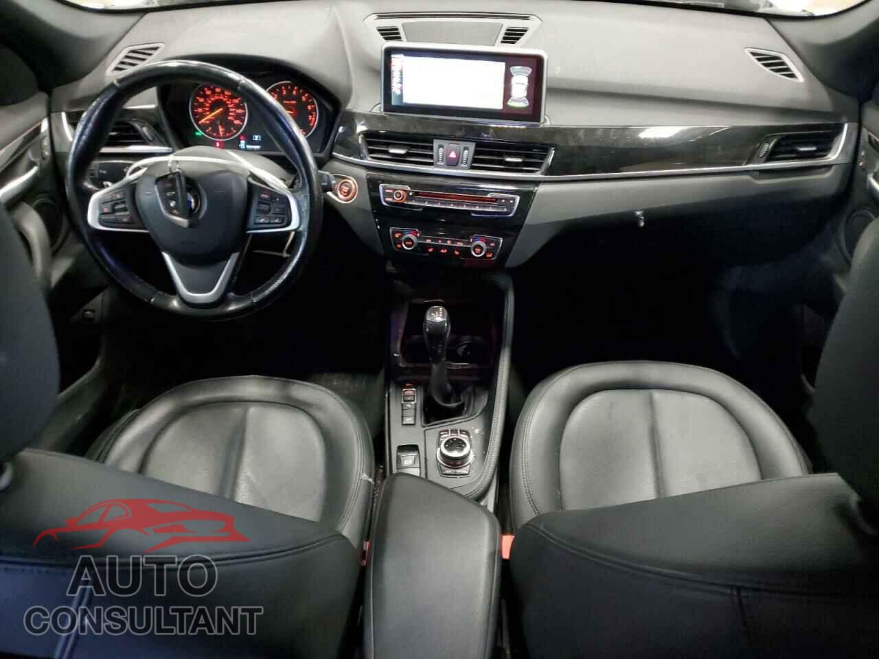 BMW X1 2017 - WBXHT3C3XH5F85563