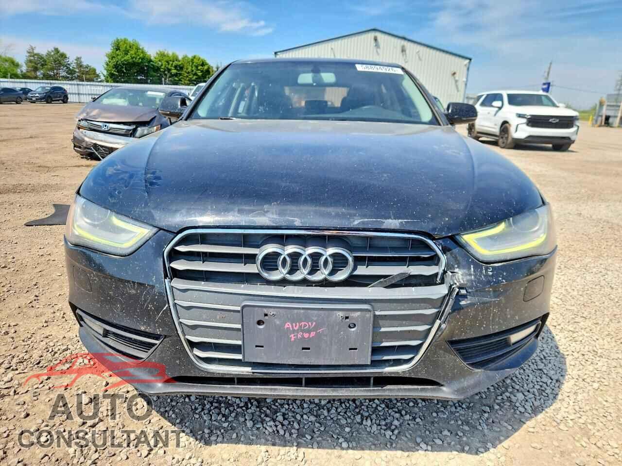 AUDI A4 2013 - WAUBFCFL3DN005905