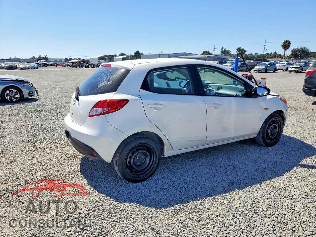 MAZDA 2 2014 - JM1DE1KY2E0183453