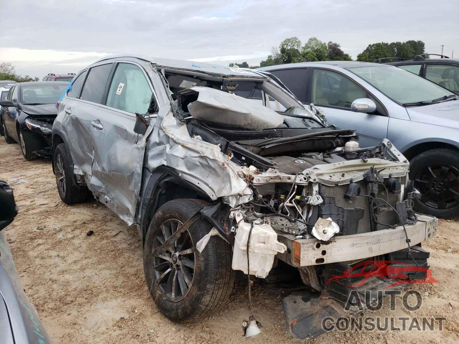 TOYOTA HIGHLANDER 2018 - 5TDJZRFHXJS537100