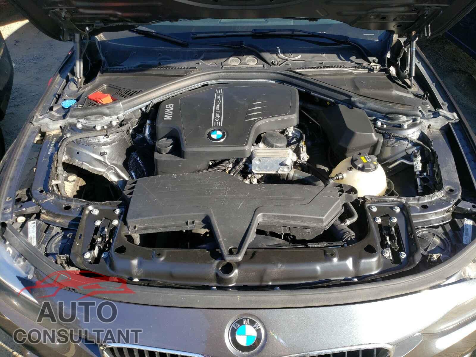 BMW 3 SERIES 2018 - WBA8E1G58JNU90376