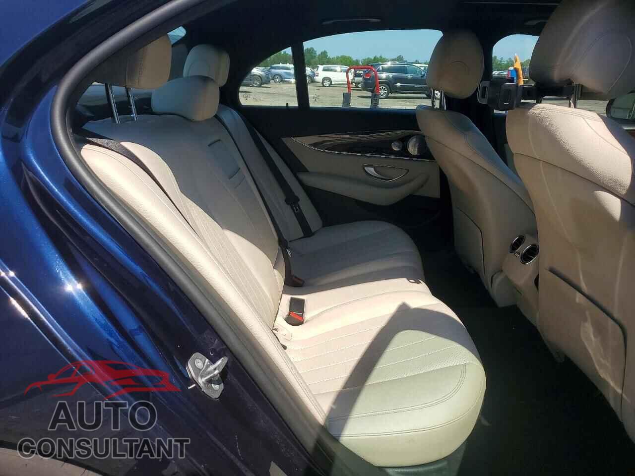 MERCEDES-BENZ E-CLASS 2017 - WDDZF4KB2HA193713