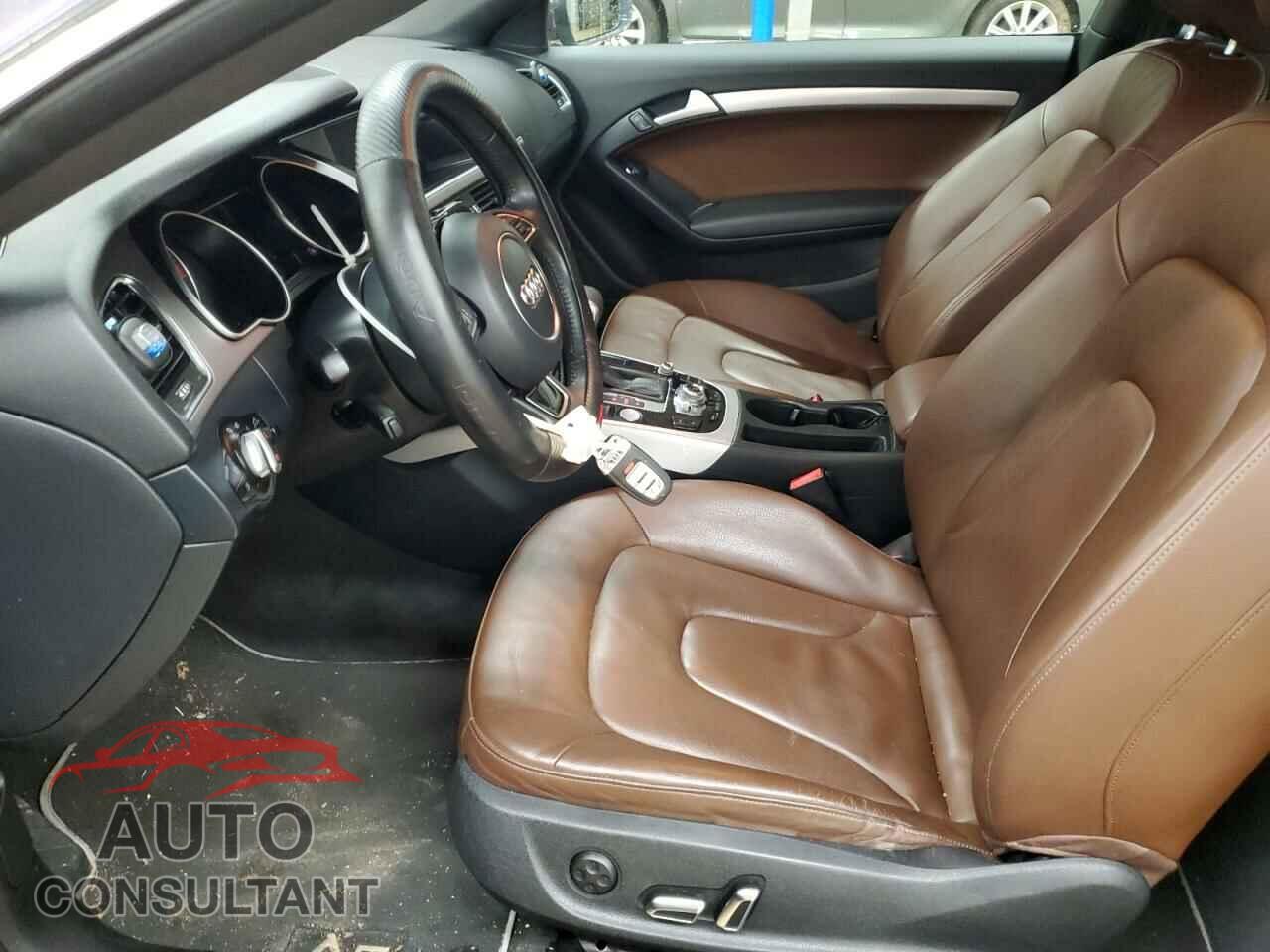 AUDI A5 2014 - WAULFAFR2EA015704