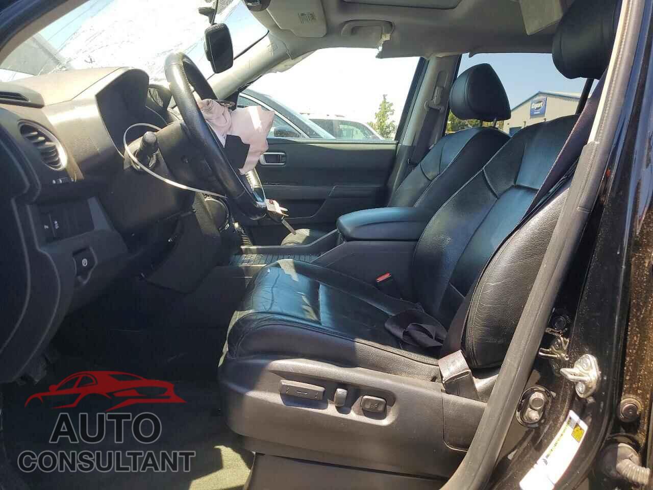 HONDA PILOT 2015 - 5FNYF4H97FB041991