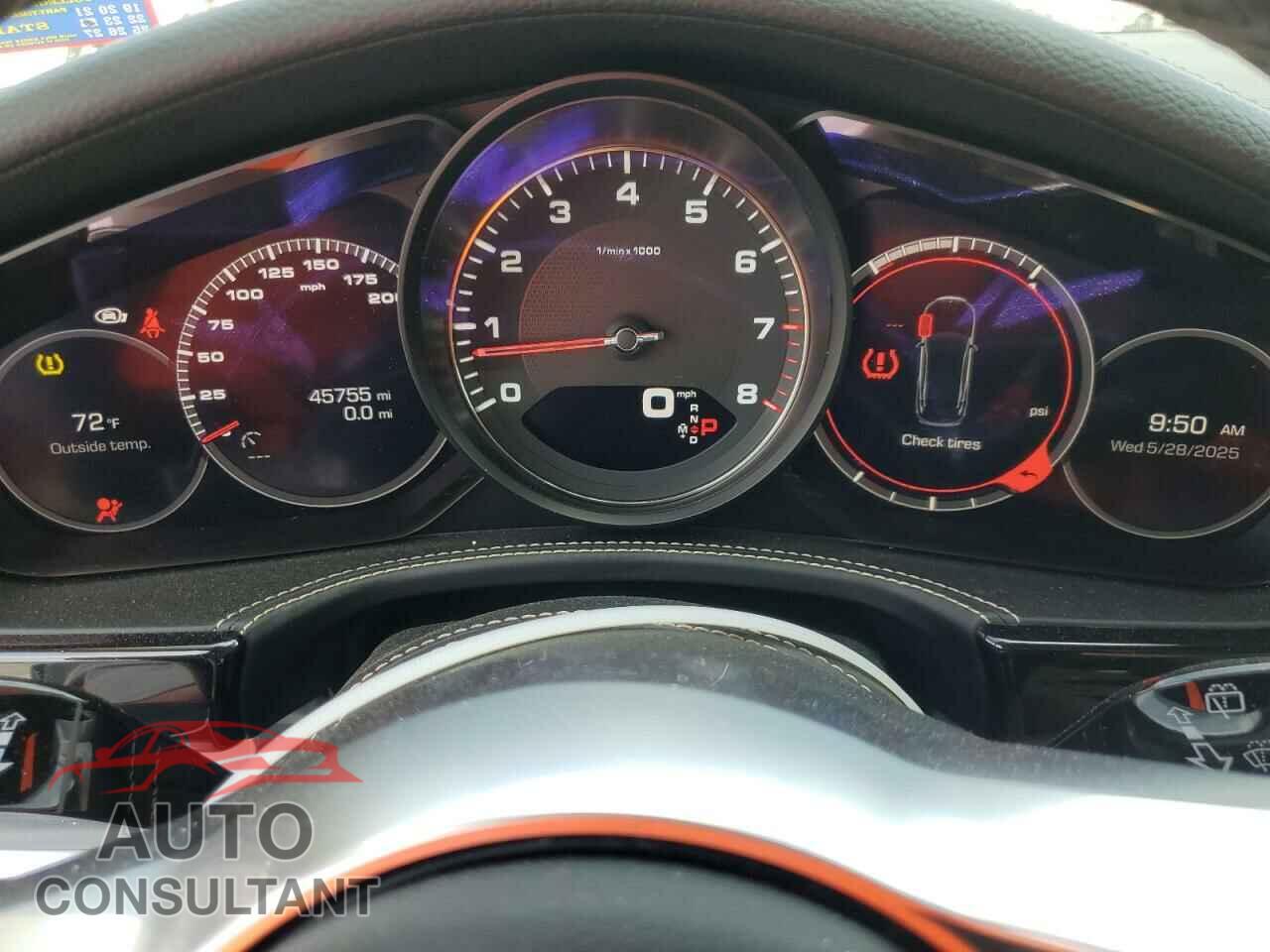 PORSCHE PANAMERA 2018 - WP0CB2A7XJL190856