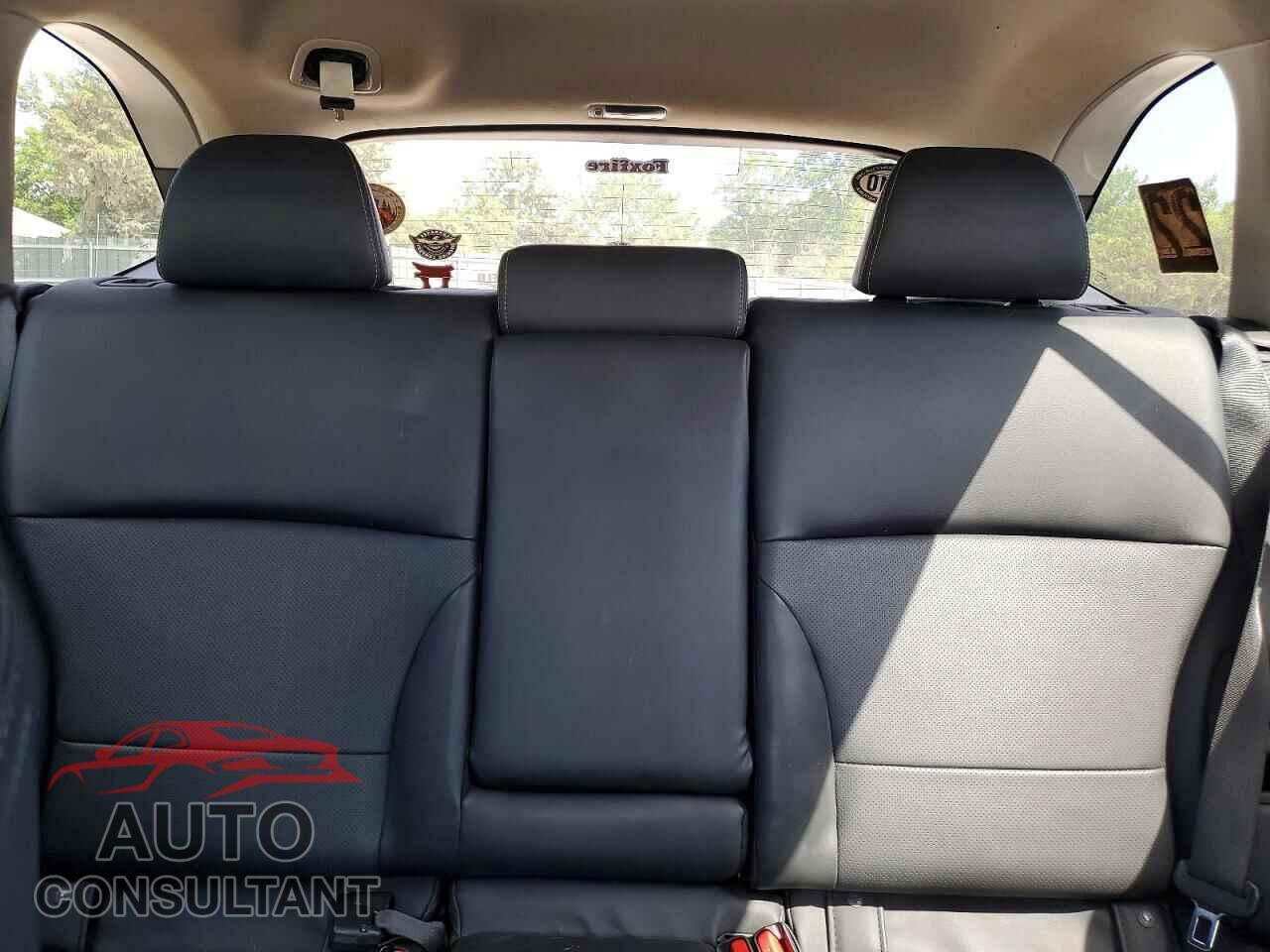 SUBARU OUTBACK 2019 - 4S4BSANC4K3313271