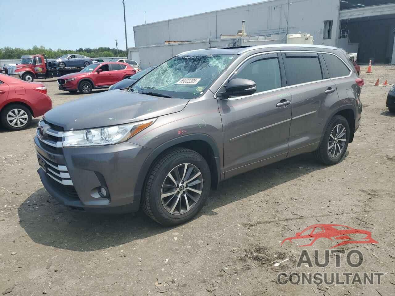 TOYOTA HIGHLANDER 2017 - 5TDJZRFH4HS424771
