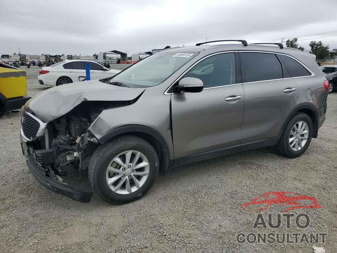 KIA SORENTO 2018 - 5XYPG4A38JG343368