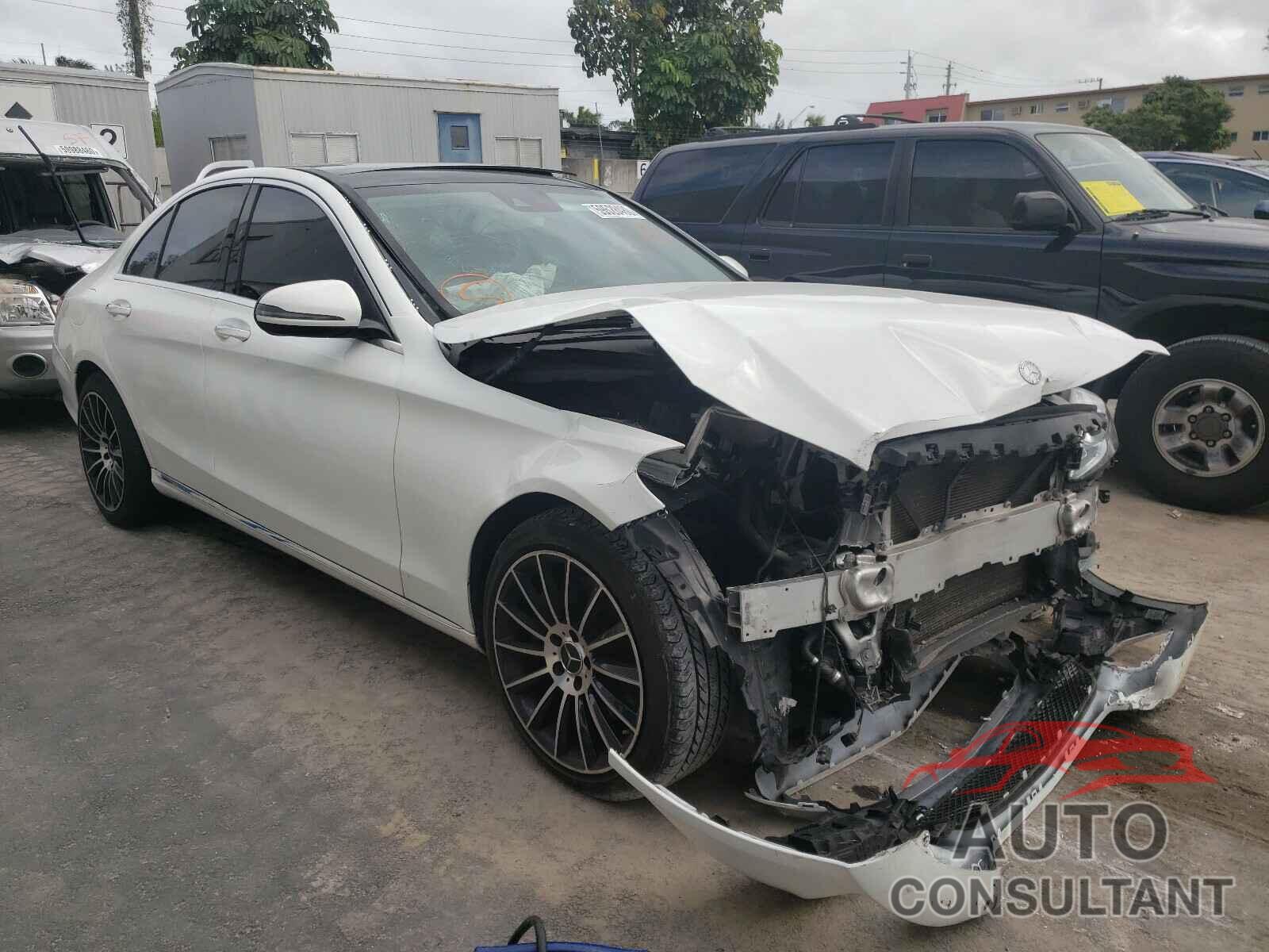 MERCEDES-BENZ C CLASS 2016 - 55SWF4JBXGU131270