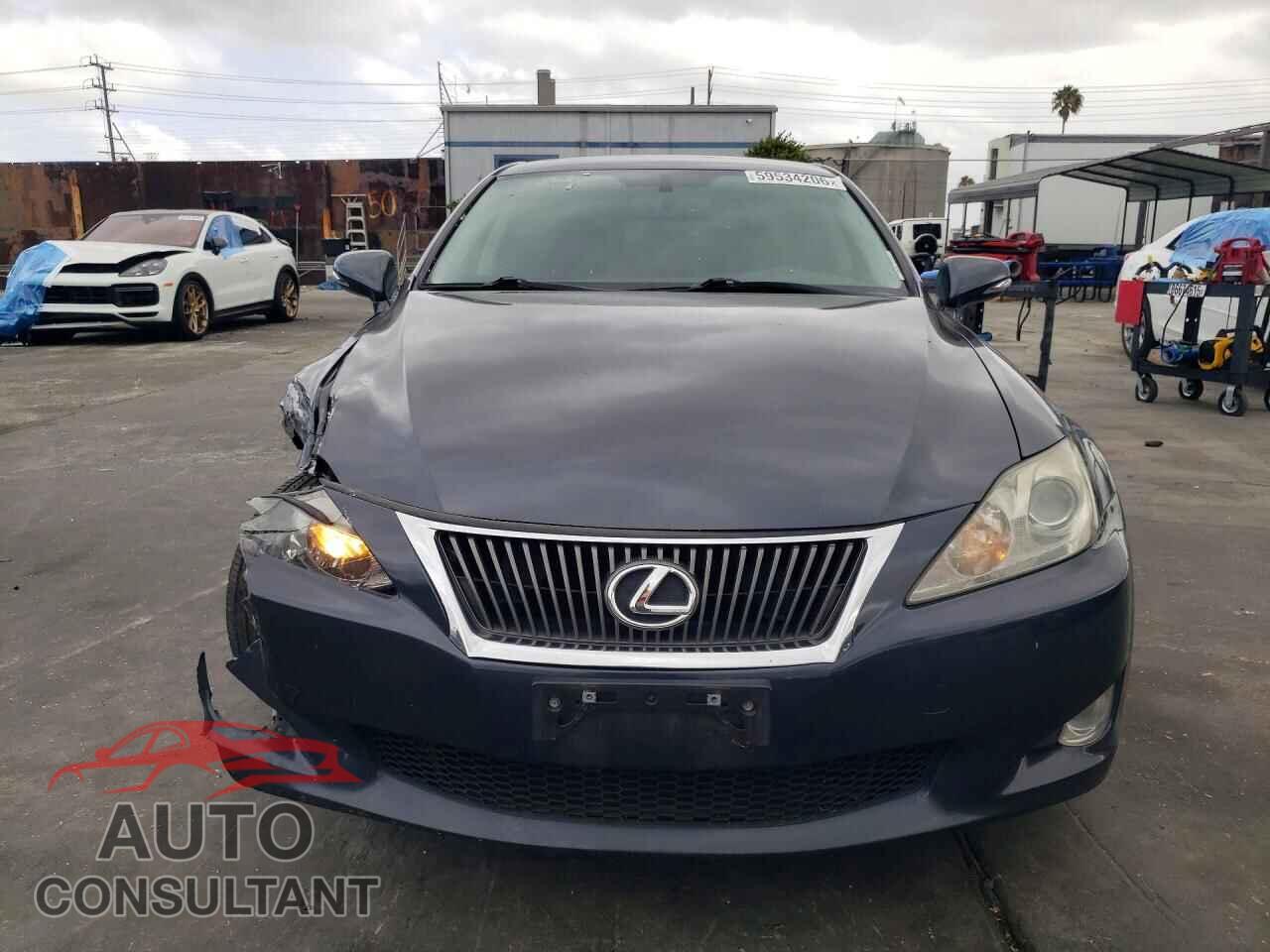 LEXUS IS 2010 - JTHBF5C24A2094325
