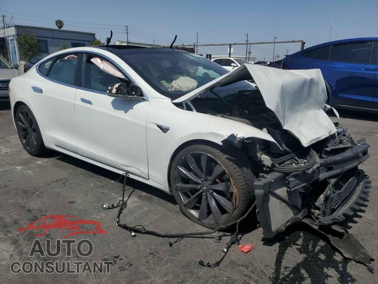 TESLA MODEL S 2017 - 5YJSA1E2XHF186875