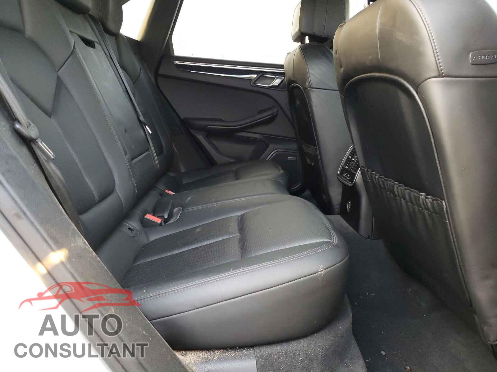 PORSCHE MACAN 2017 - WP1AA2A50HLB05525