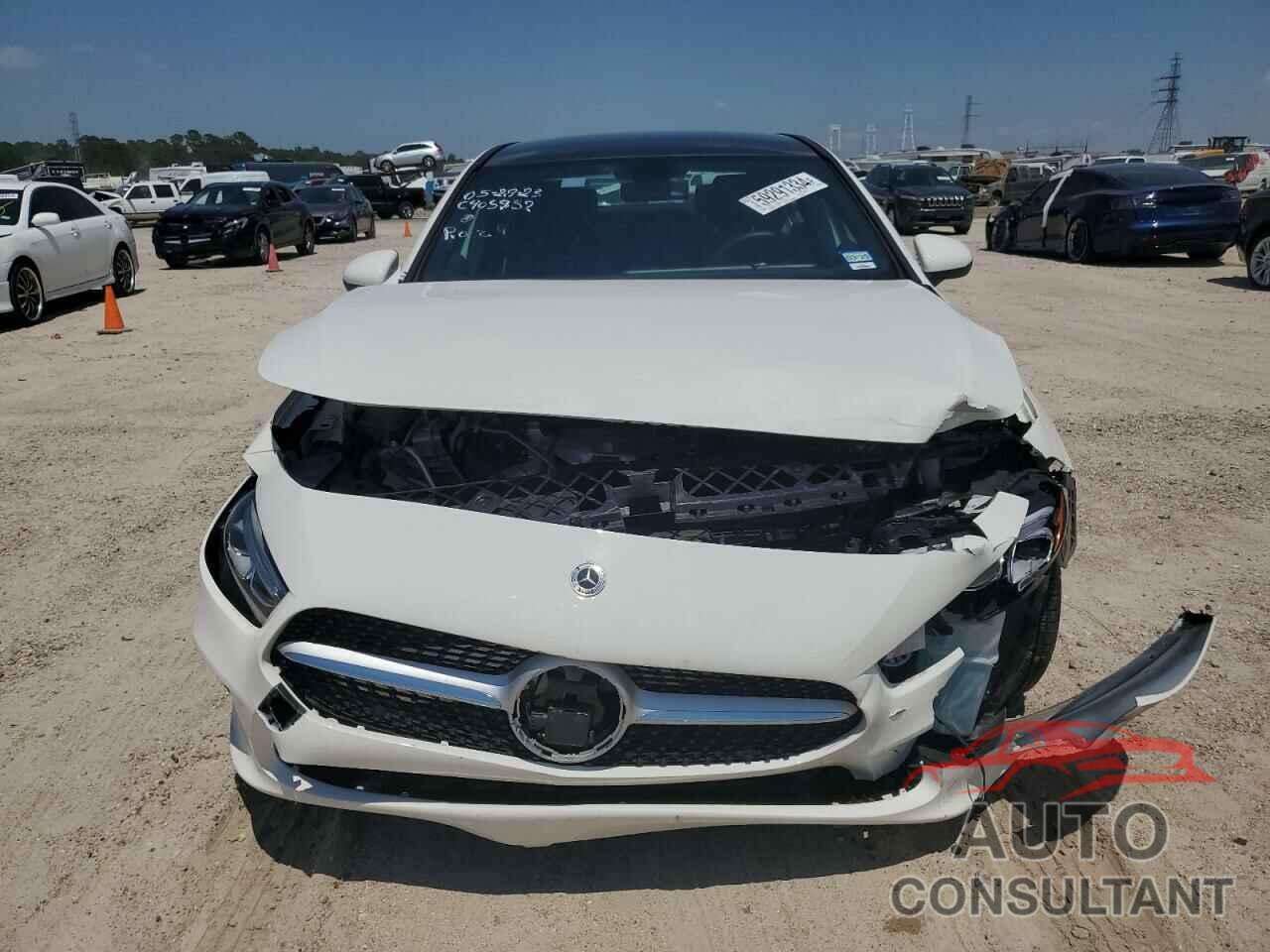 MERCEDES-BENZ A-CLASS 2022 - W1K3G4EB0NJ326933