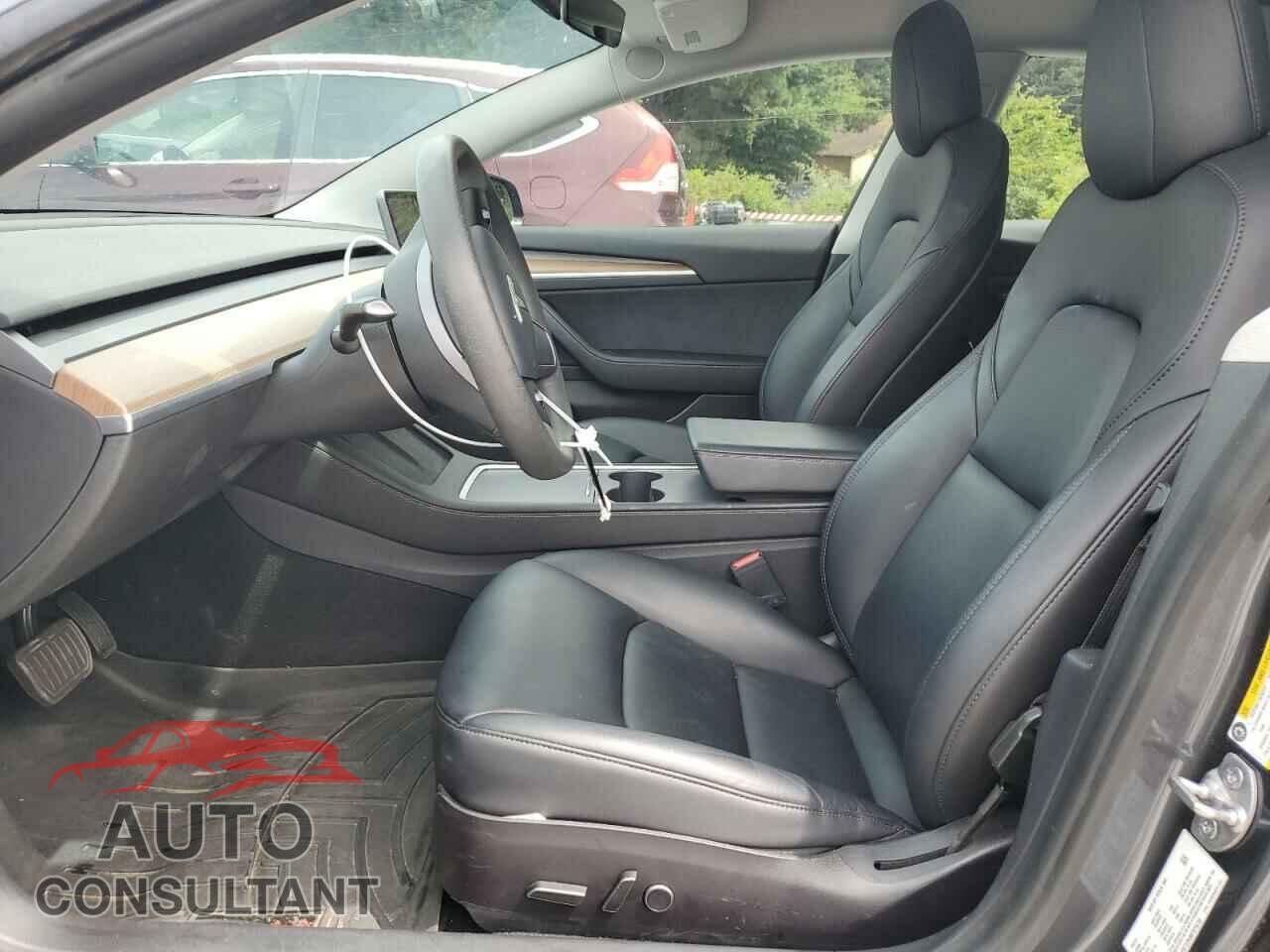 TESLA MODEL 3 2021 - 5YJ3E1EB4MF979236