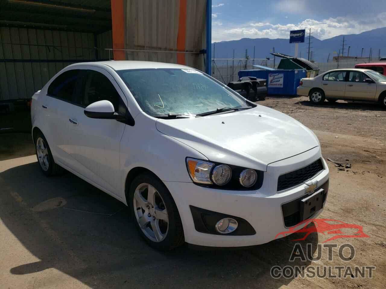 CHEVROLET SONIC 2016 - 1G1JE5SB1G4154746