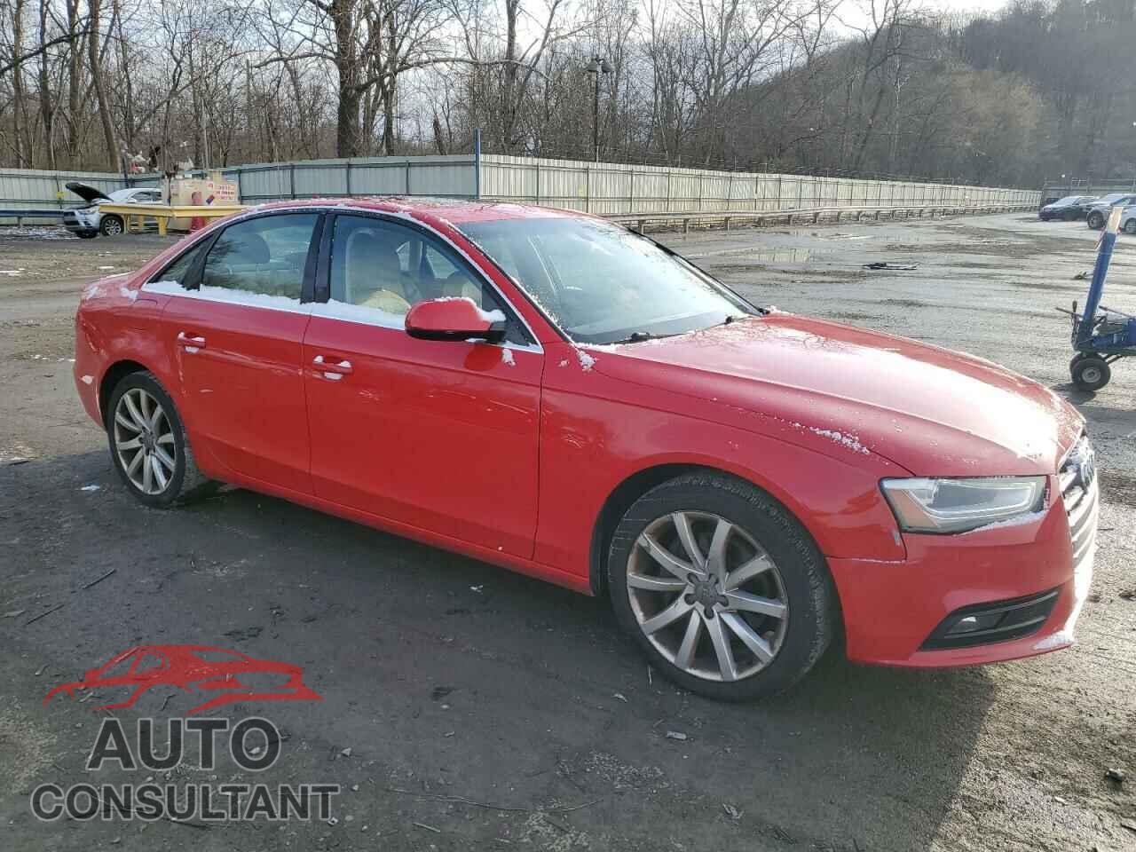 AUDI A4 2013 - WAUEFAFL2DN050061