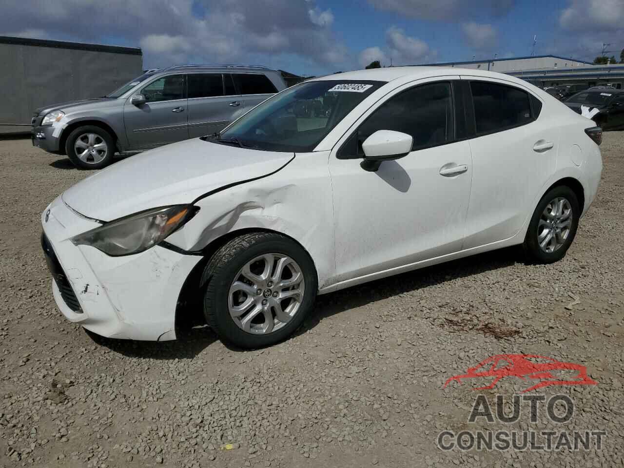 TOYOTA YARIS 2017 - 3MYDLBYV6HY149438